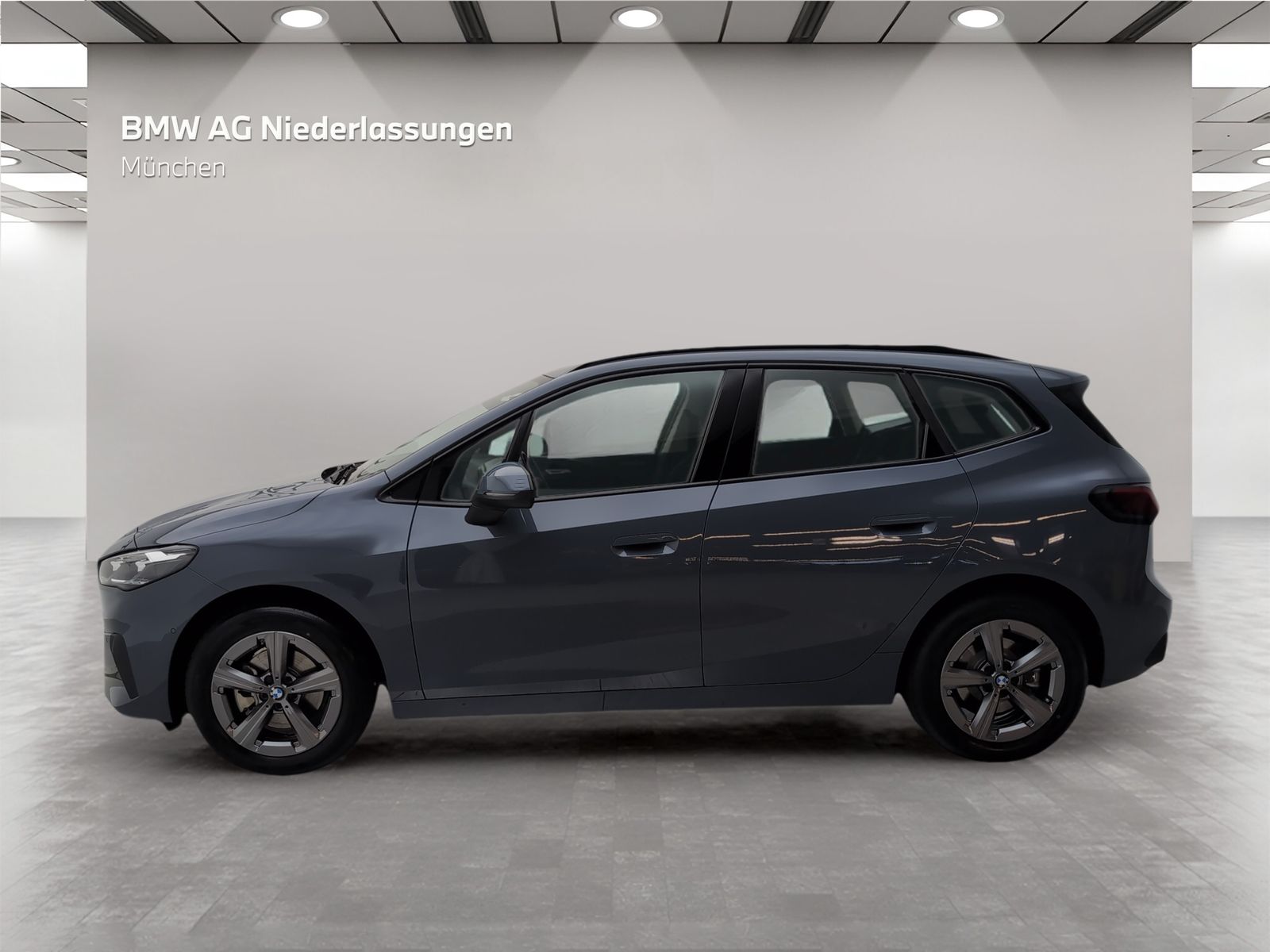 BMW 220 Active Tourer - Bild 2