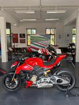 Ducati Streetfighter V4 Modell 2025 - DUCATI ST2