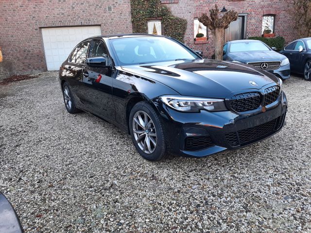 BMW 318 Baureihe 3 Lim. 318 i Sport Line M