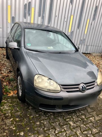 Volkswagen Auto Golf 5 2,0 tdi