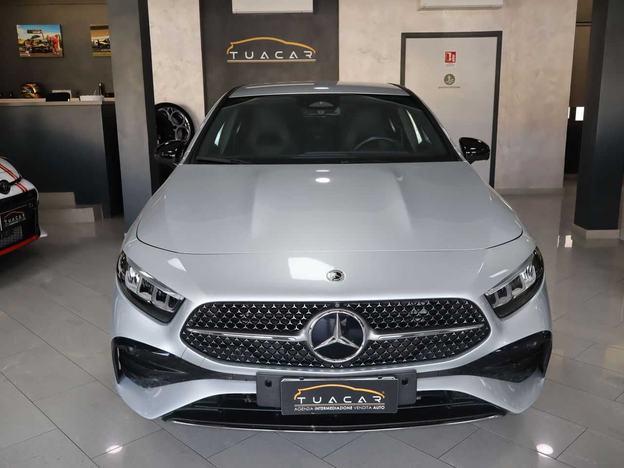 Mercedes-Benz A 200 AMG Line Premium Advanc #505 imagem 2