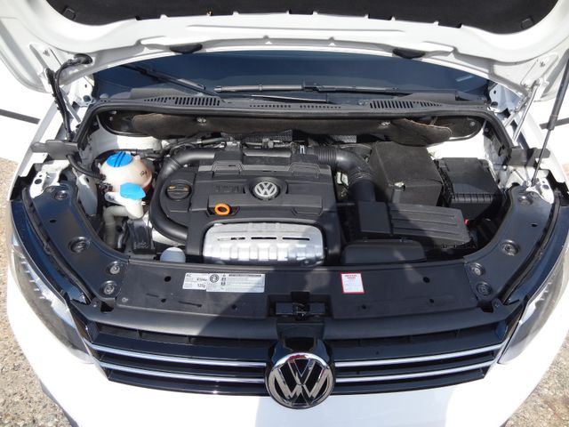 Fahrzeugabbildung Volkswagen CrossTouran/2.Hd/AHK/SitzH/140PS/PDC/Bi-Xenon/