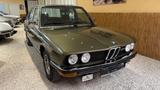 BMW 520 - BMW 520 Oldtimer mit Benzin-Antrieb
