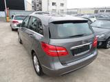 Mercedes-Benz B 180 B -Klasse,AUTOMATIK,KLIMA,NAVI. - Mercedes-Benz B 180 in Köln