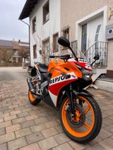 Honda CBR125R im Repsol Design - HONDA CBR125R