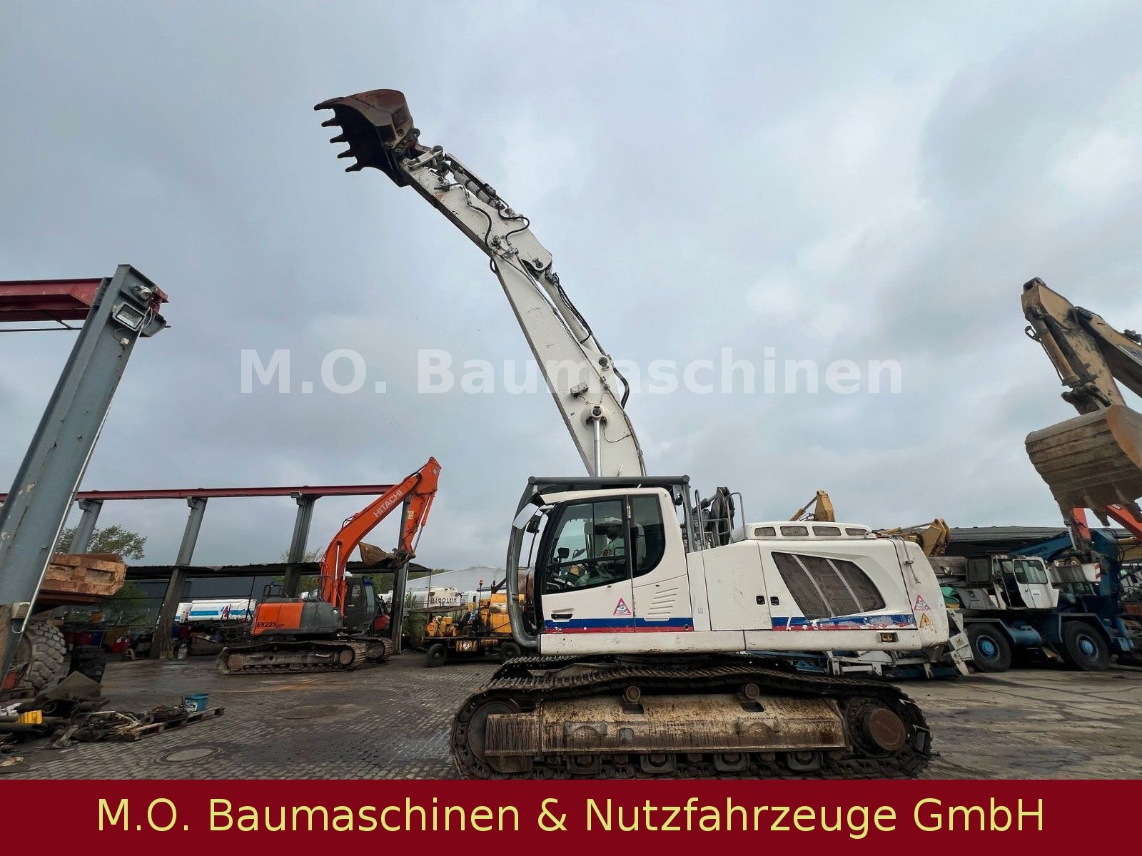 Fahrzeugabbildung Liebherr R 946 LC / AC / SW / Hammerline /