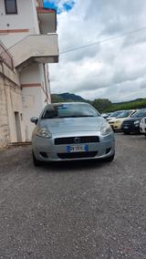 Fiat Grande Punto 1.3 MJT 90 CV 5 porte Dynamic - Fiat Grande Punto mit Diesel-Antrieb: 1.9