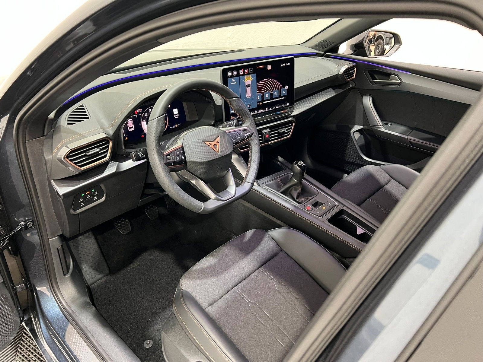 Fahrzeugabbildung CUPRA Leon Sportstourer 1.5 TSI - ACC - Keyless - AHK