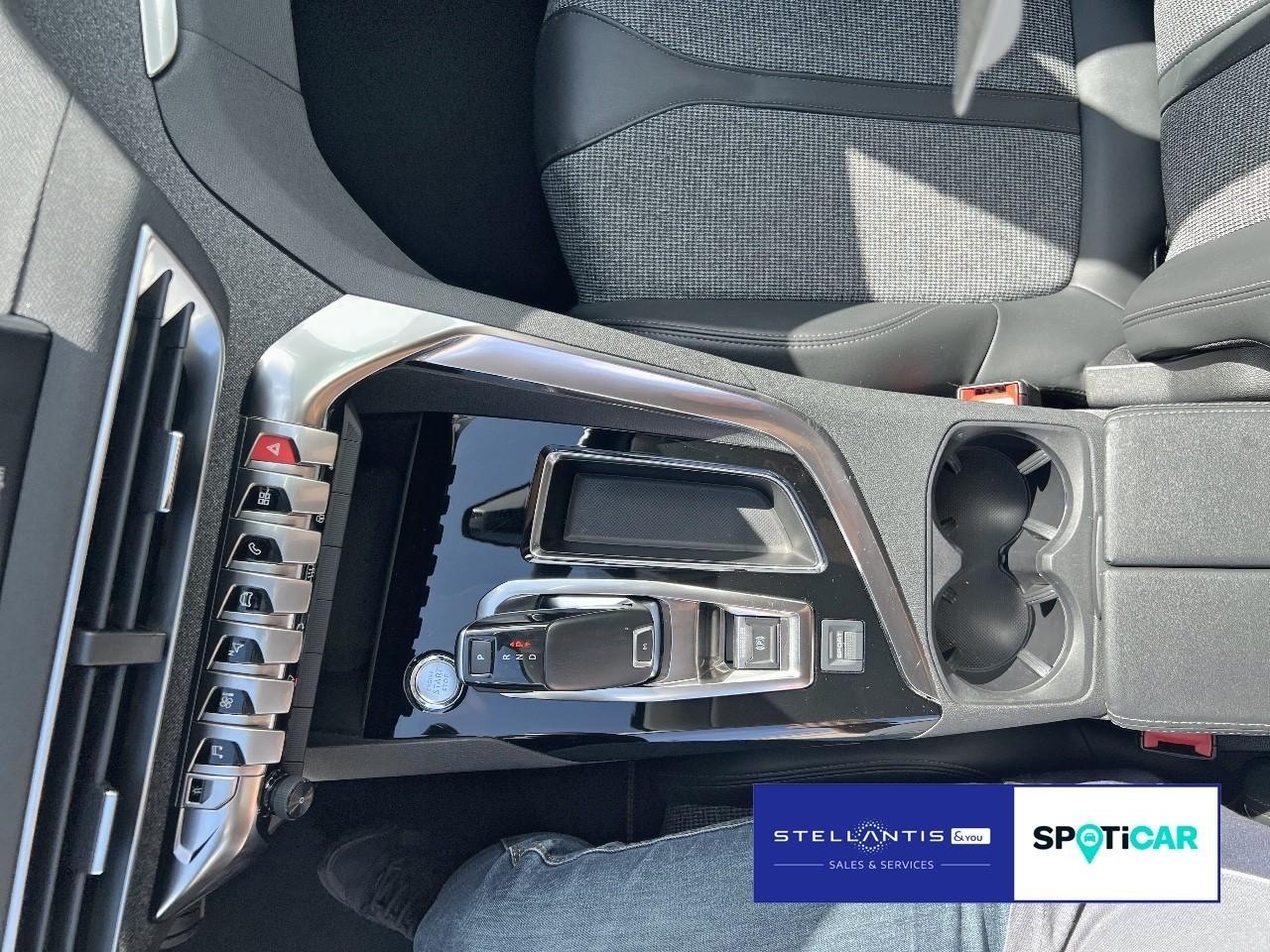 Peugeot 3008 Allure PT 130 EAT8 Sitzheiz Kamera Navi