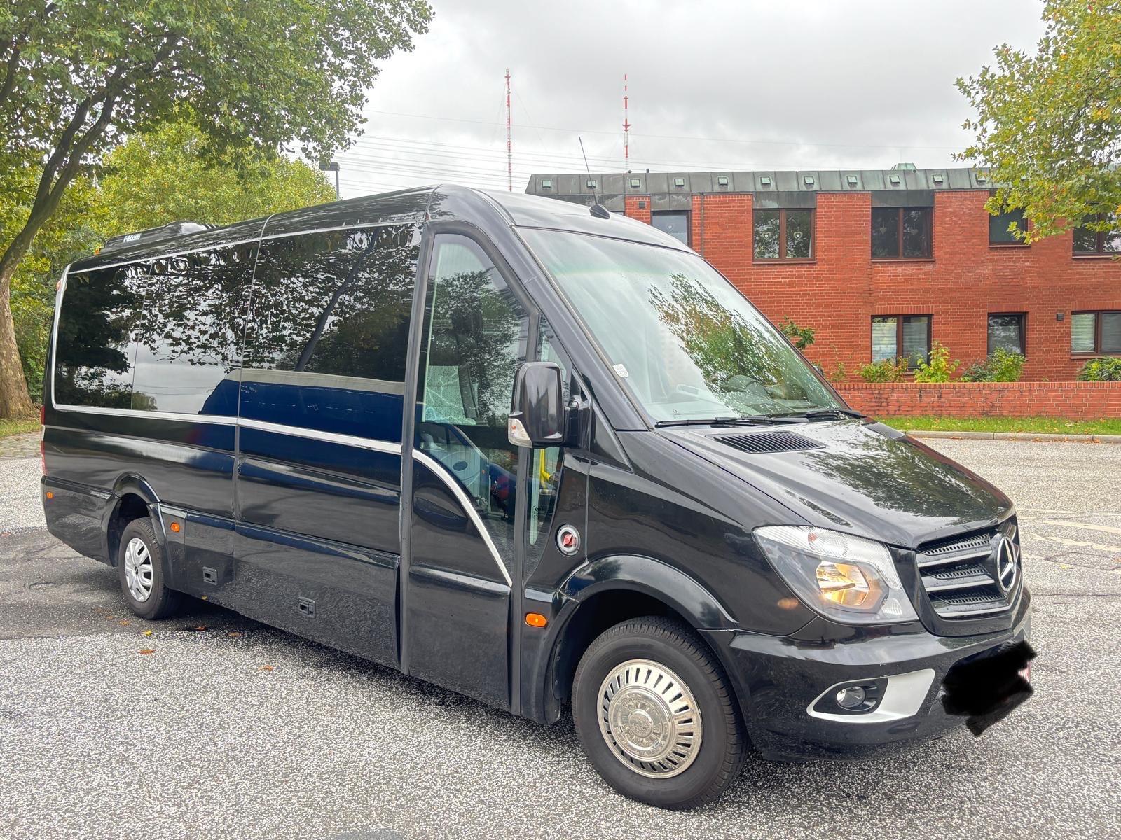 Mercedes-Benz 519 / 21 Sitze