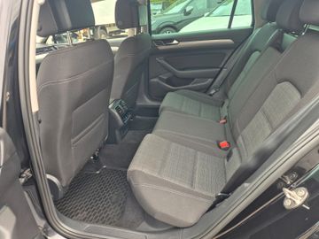 Volkswagen Passat Variant - 10