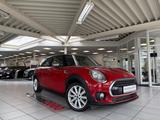 MINI Cooper Clubman AUT./NAVI/SHZ/TEMPOMAT/PDC - rote MINI Clubman Serie