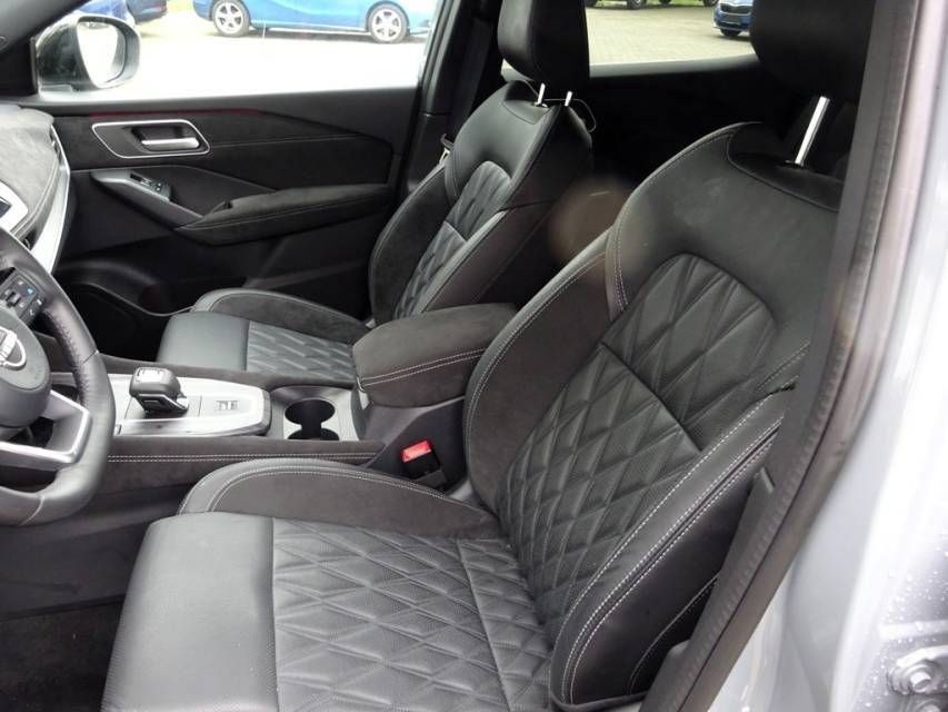 Fahrzeugabbildung Nissan Qashqai 1.3 DIG-T MHEV Automatik Tekna