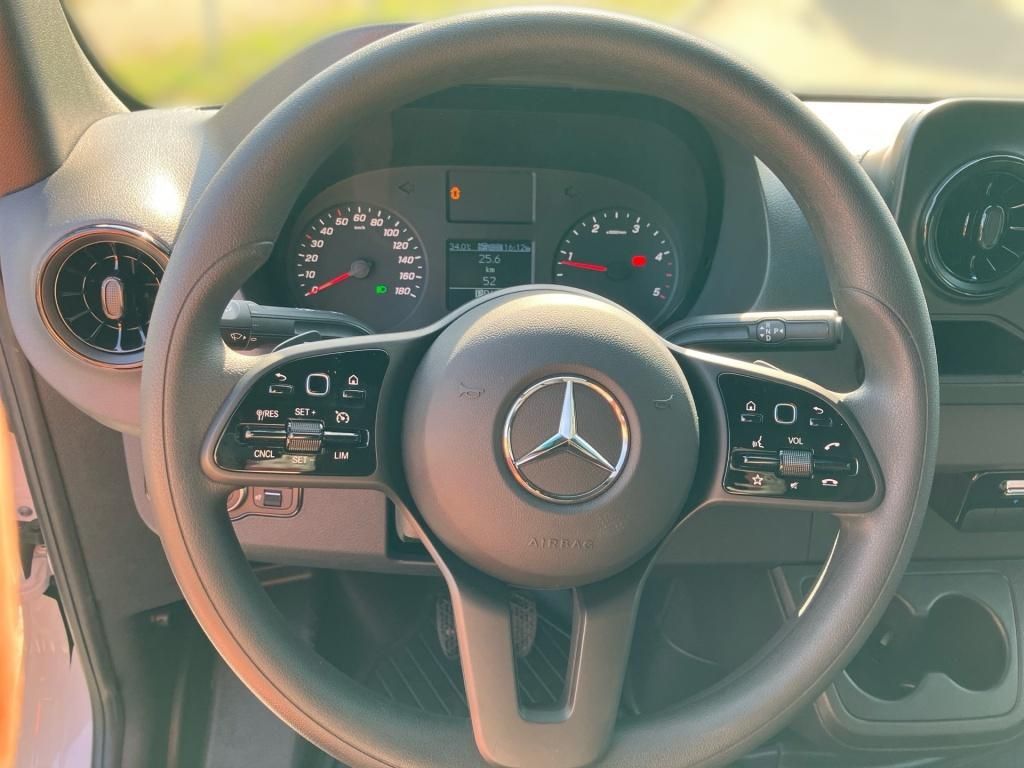 Fahrzeugabbildung Mercedes-Benz Sprinter 317 CDI L3H2 AUT NAVI AHK STH LED KAM