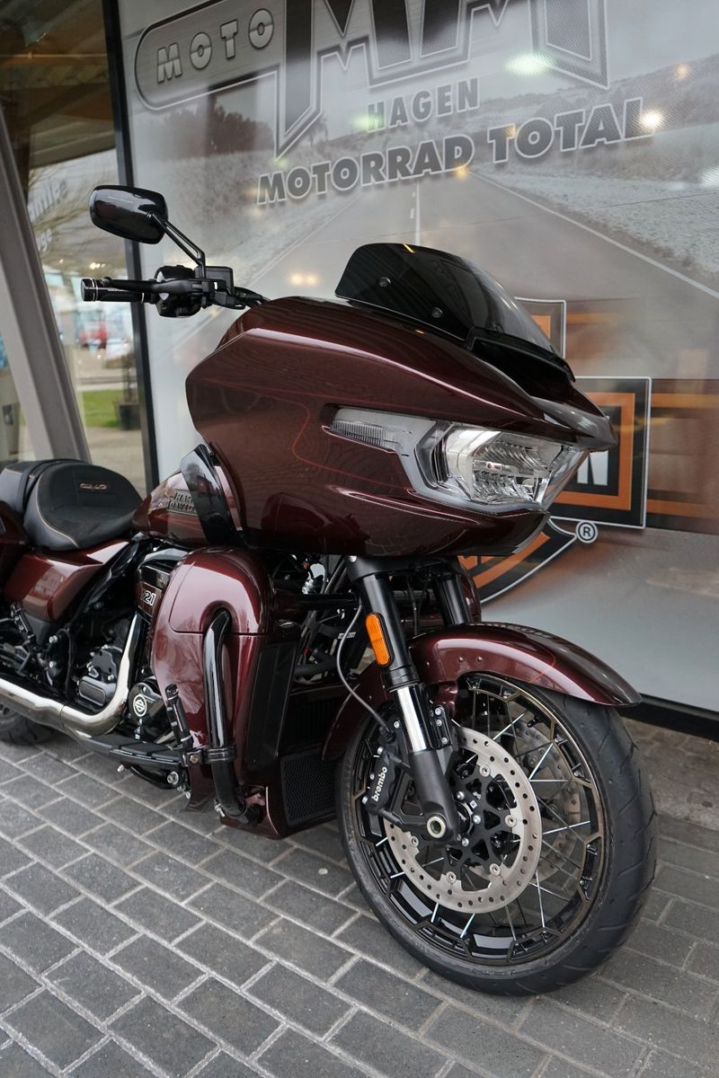 Fahrzeugabbildung Harley-Davidson Road Glide CVO