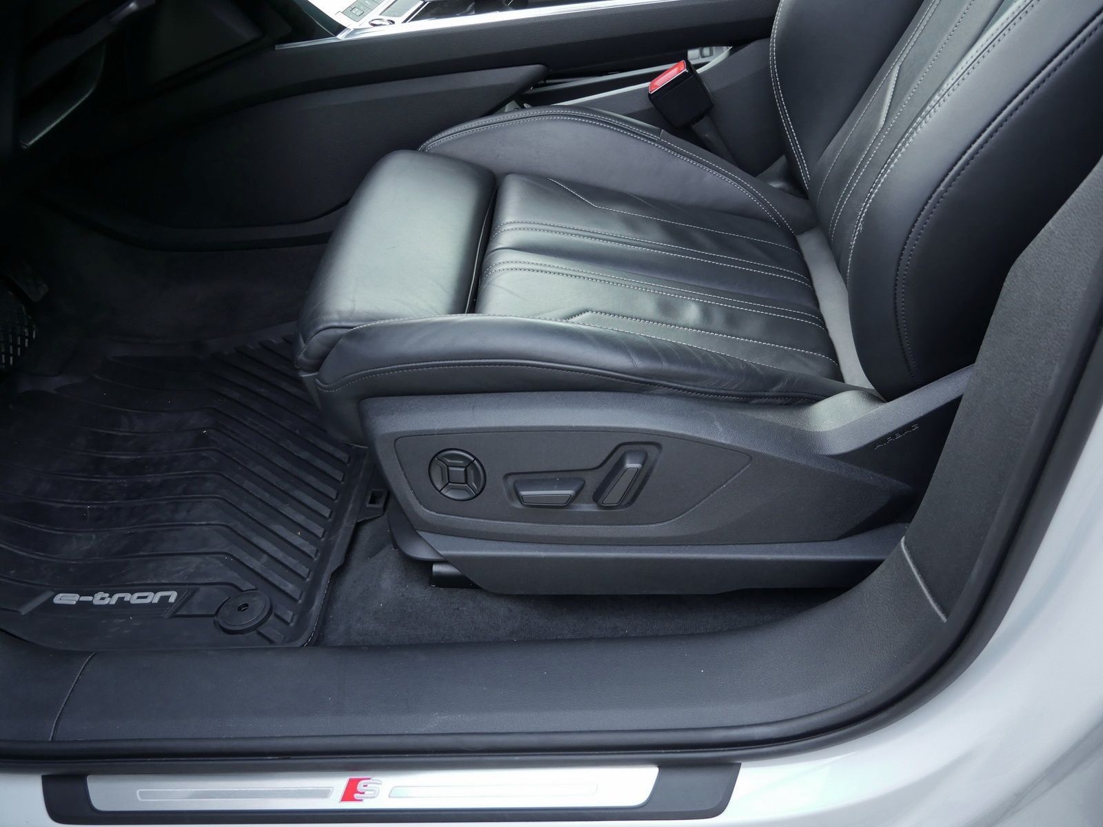 Audi e-tron - Bild 24