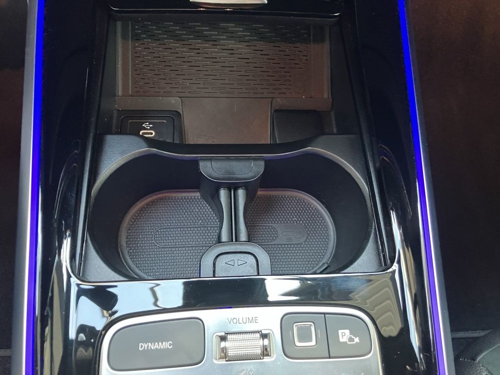 Fahrzeugabbildung Mercedes-Benz GLB 200 d AMG Line*Night Paket*MULTIBEAM LED