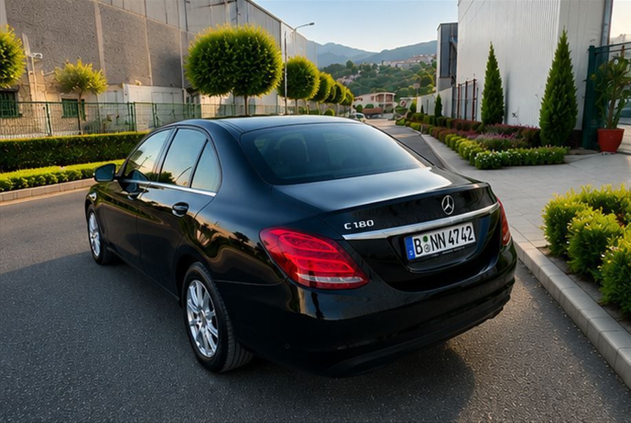 Image of Mercedes-Benz C 180