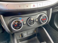 Fahrzeugabbildung Fiat Tipo 1.4 Street AAC SHZ PDC GRA 5 - TÜRER ZV USB