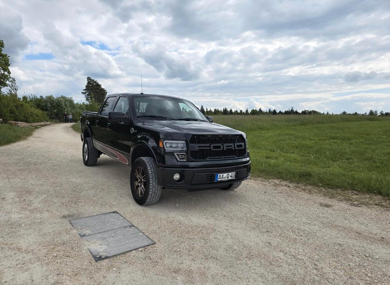 Ford F 150 Pick Up / Harley Davidson / Gasanlage