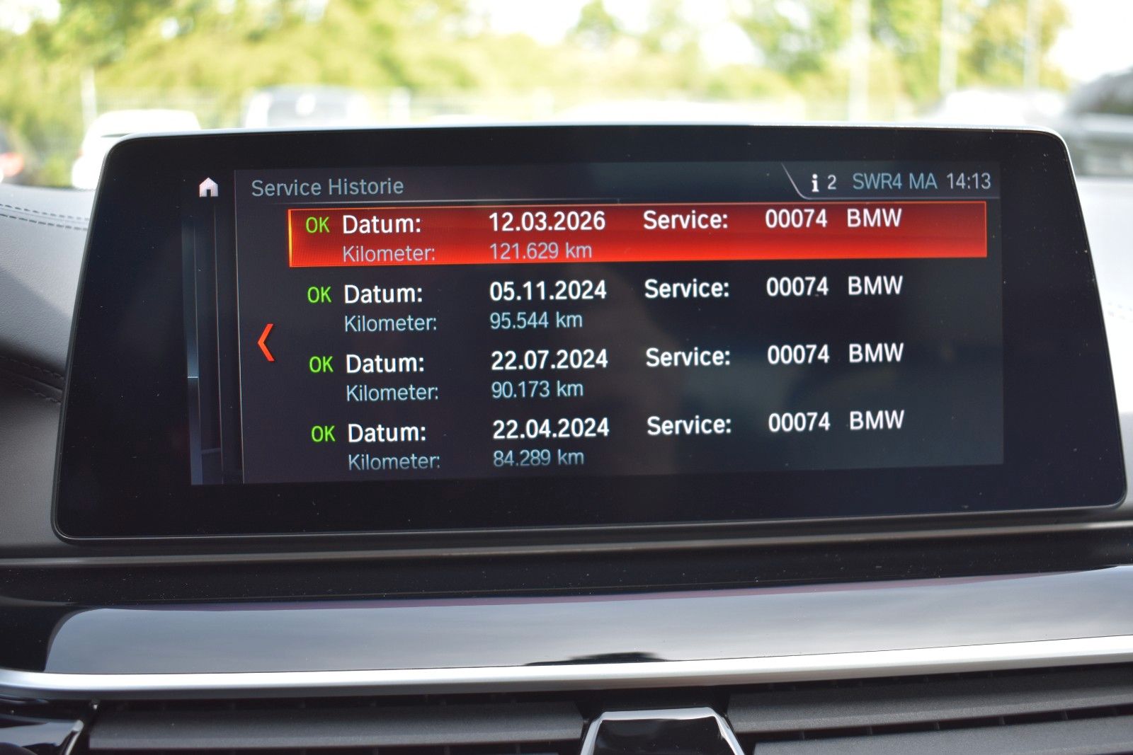 Fahrzeugabbildung BMW 530d Touring xDrive M Sport HUD AHK H&K Panorama