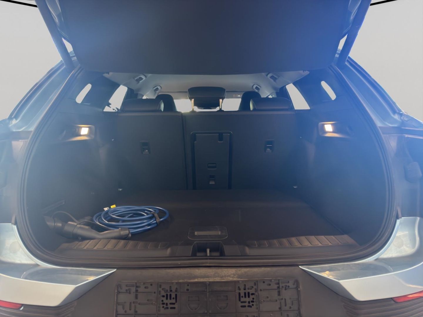 Fahrzeugabbildung Ford Explorer AWD totWinkelASS Kamera SpurhalteASS