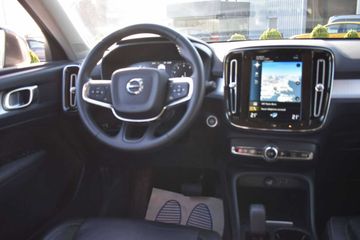 Volvo XC40 - 9