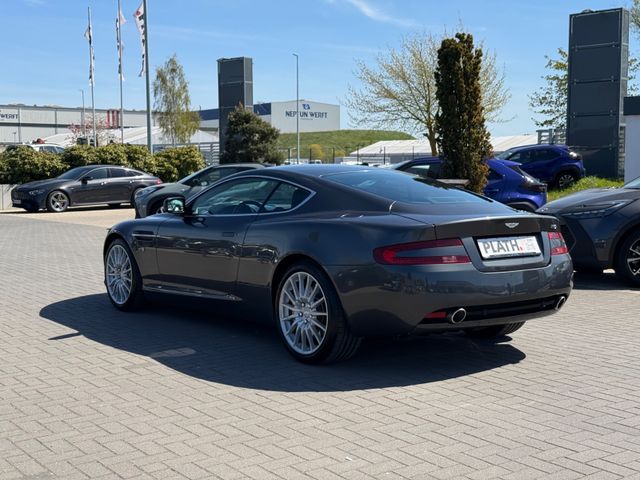Aston Martin DB9 5.9 V12 Coupe