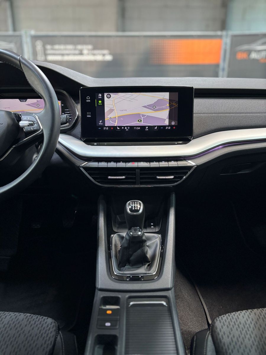 Fahrzeugabbildung SKODA Octavia 1.5 TSI Style#Virtual#Kamera#Spur#HeadUp