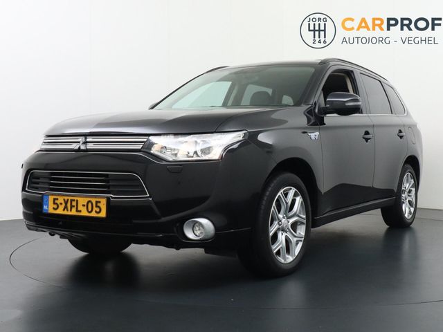 Mitsubishi Outlander 2.0 PHEV Instyle AHK leder Schiebedach