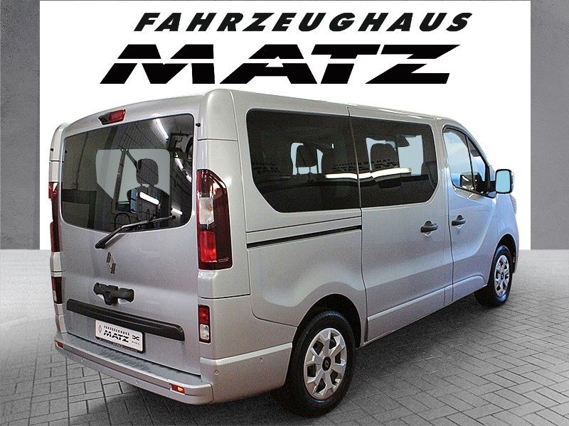 Fahrzeugabbildung Renault Trafic Blue dCi 150 EDC Evo*Automatik*8-Sitzer*