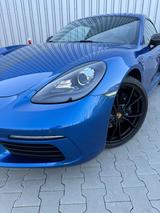Porsche Cayman 718 + Porsche Approved/Sport AGA - blaue Porsche Cayman