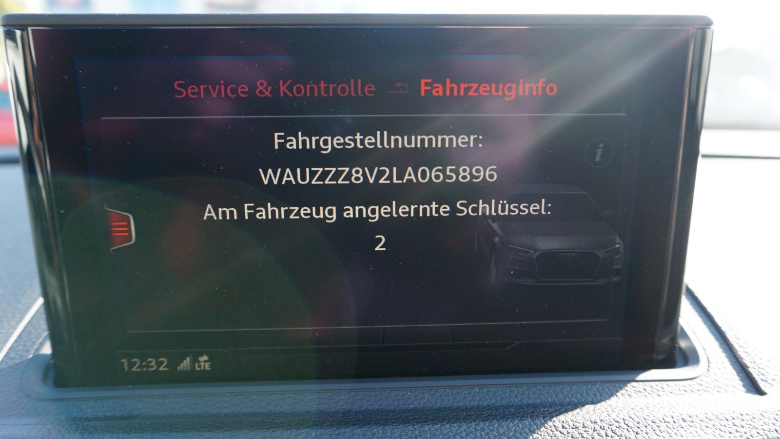 Fahrzeugabbildung Audi S3 Lim. 2.0 TFSI quattro Navi Kamera B&O Pano