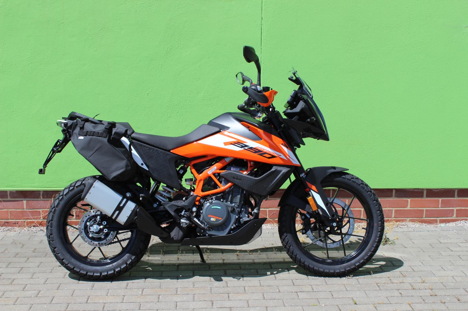 KTM 390 Adventure TZ inkl. Hecktaschenset ab 0,00 %