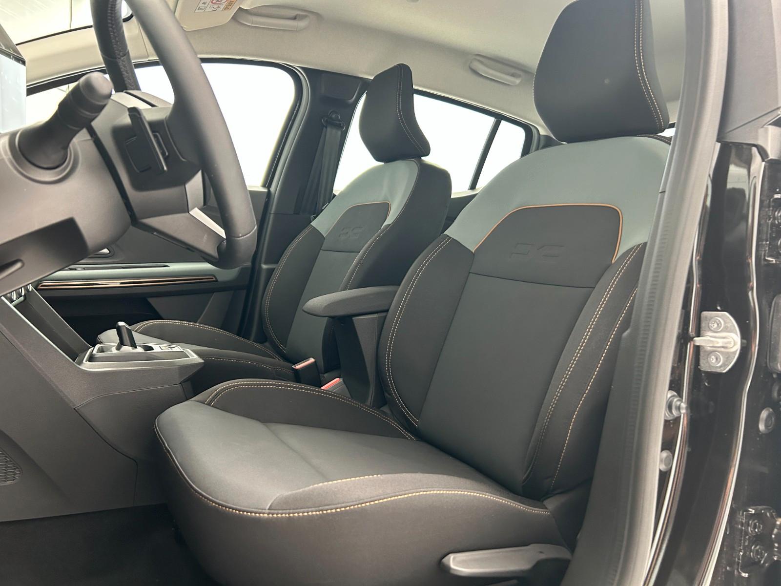 Dacia Sandero Stepway Extreme Hybrid 155 Winter Paket