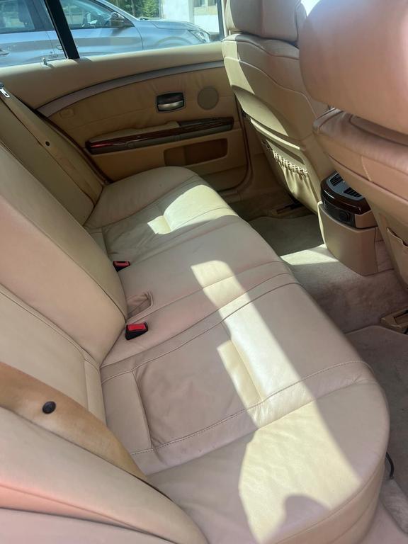 BMW 730