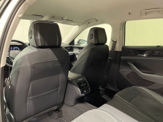 Passat Variant Business 1.5 eTSI DSG AHK LED KAM