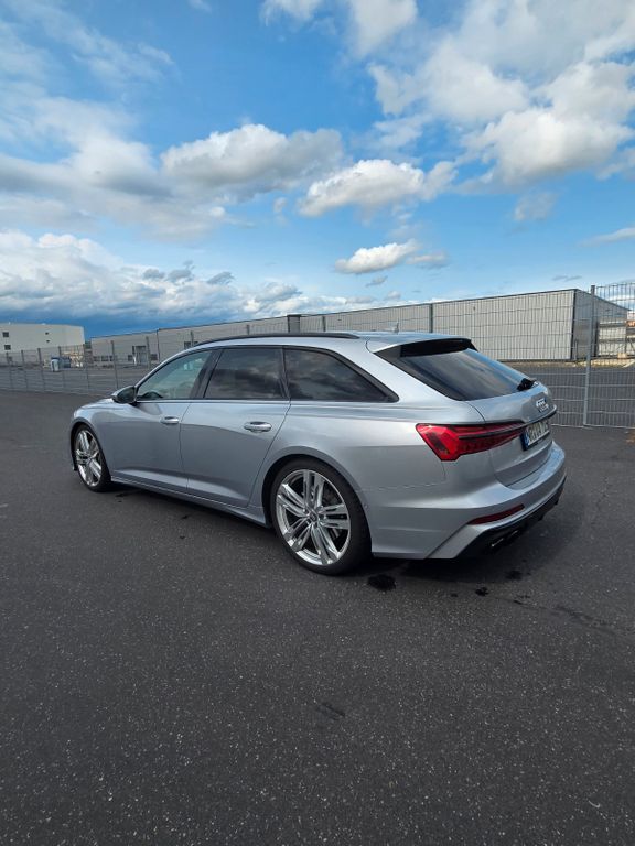 Image of Audi S6