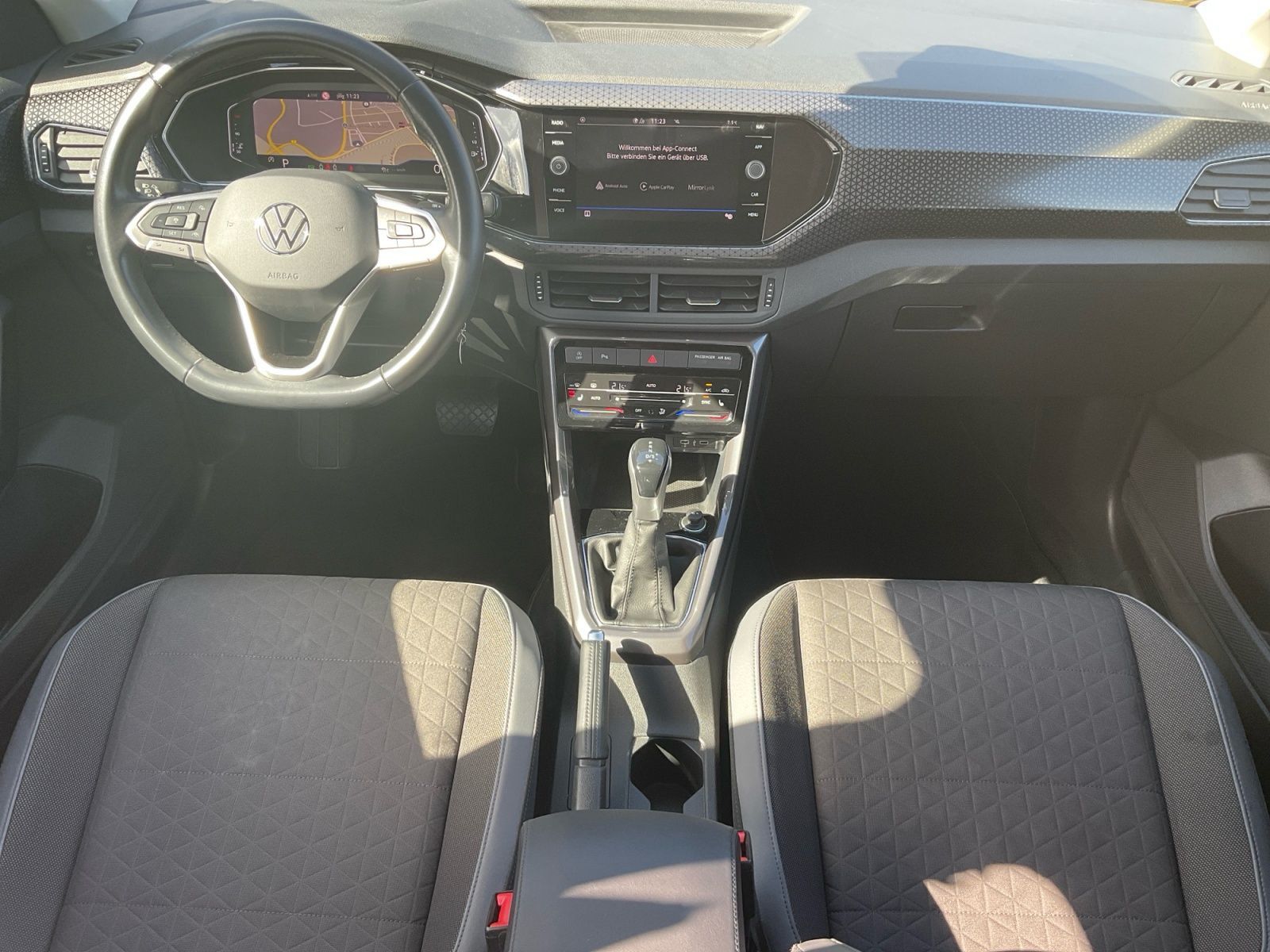 Volkswagen T-Cross - Bild 11