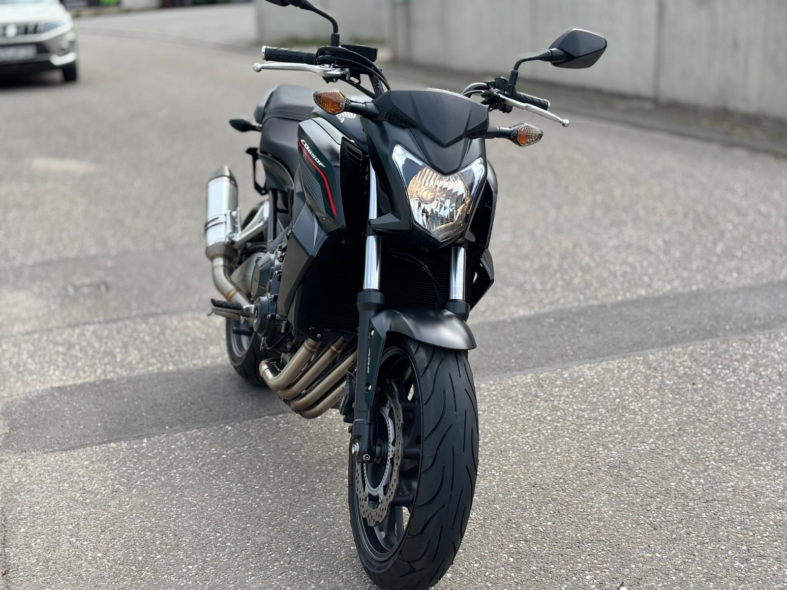 Honda CB650F *sportlich und zuverlässig*