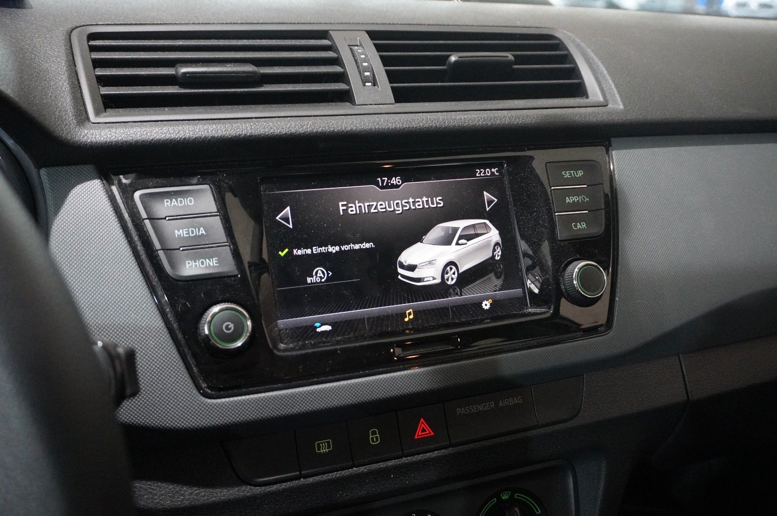 Fahrzeugabbildung SKODA Fabia 1.0 ACTIVE 5-TÜR LED/KLIMA/USB/NEBEL/BT