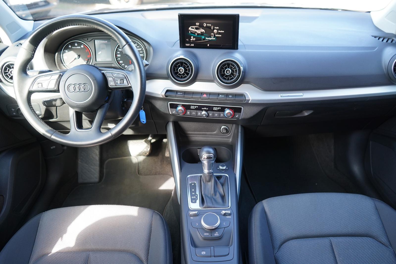 Audi Q2 35 1.5 TFSI advanced LED Sitzheizung Navi PDC, миниатюра 12
