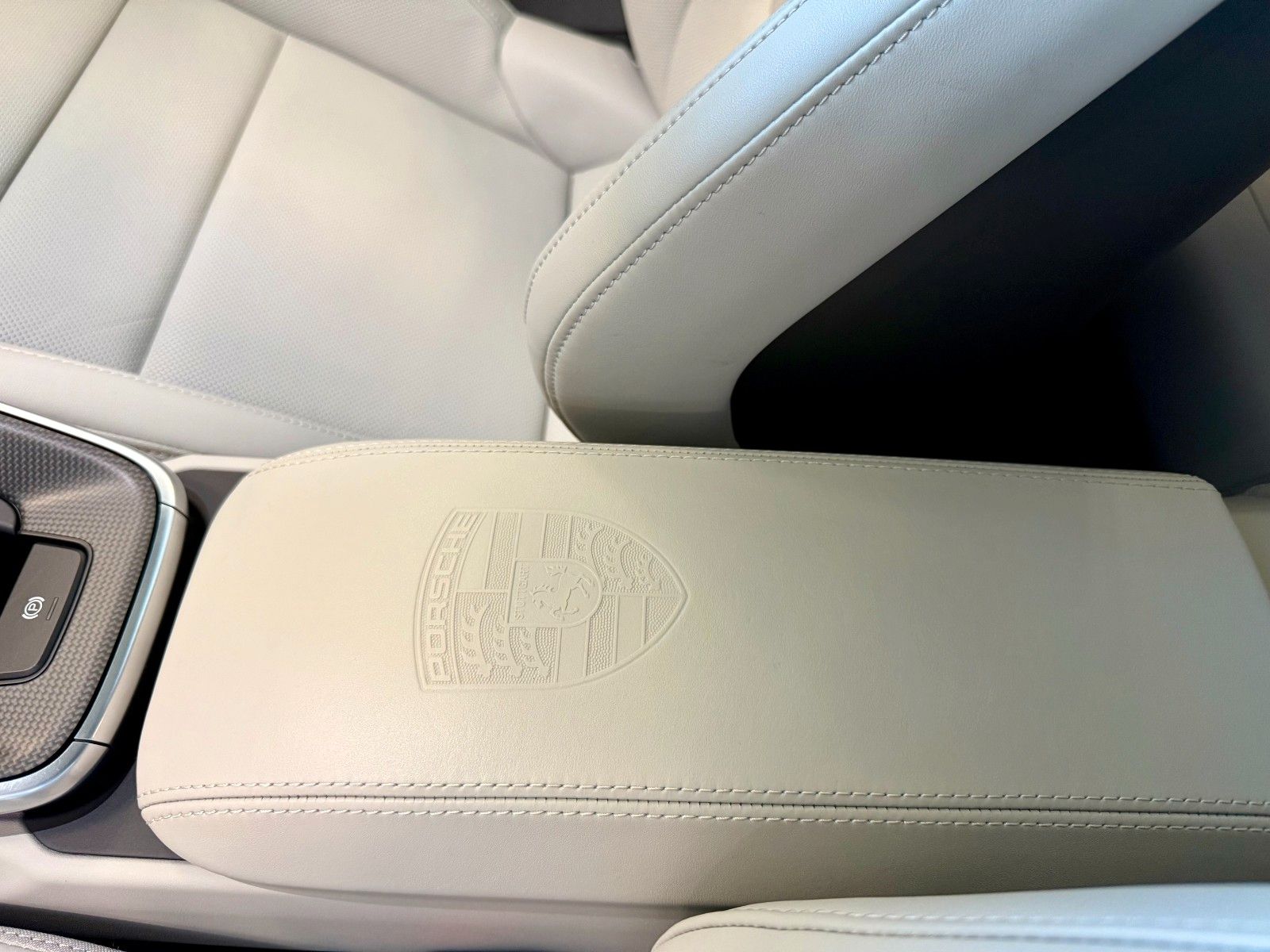 Fahrzeugabbildung Porsche 991 992 Turbo S PTS/LIFT/SportDesign/Burmester