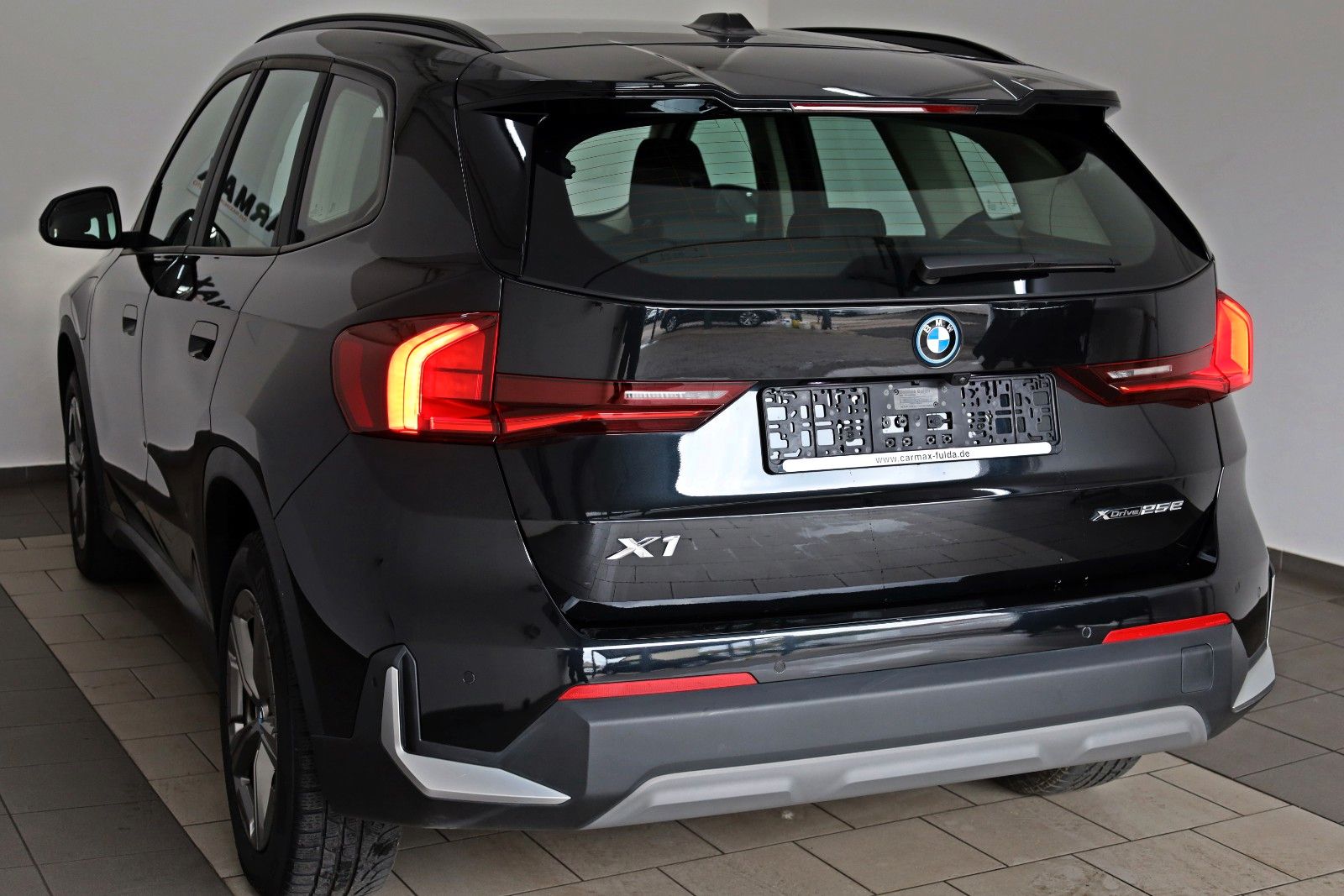 Fahrzeugabbildung BMW X1 25e xDrive Leder,Navi,LED,Kamera,ParkPak.,AHK