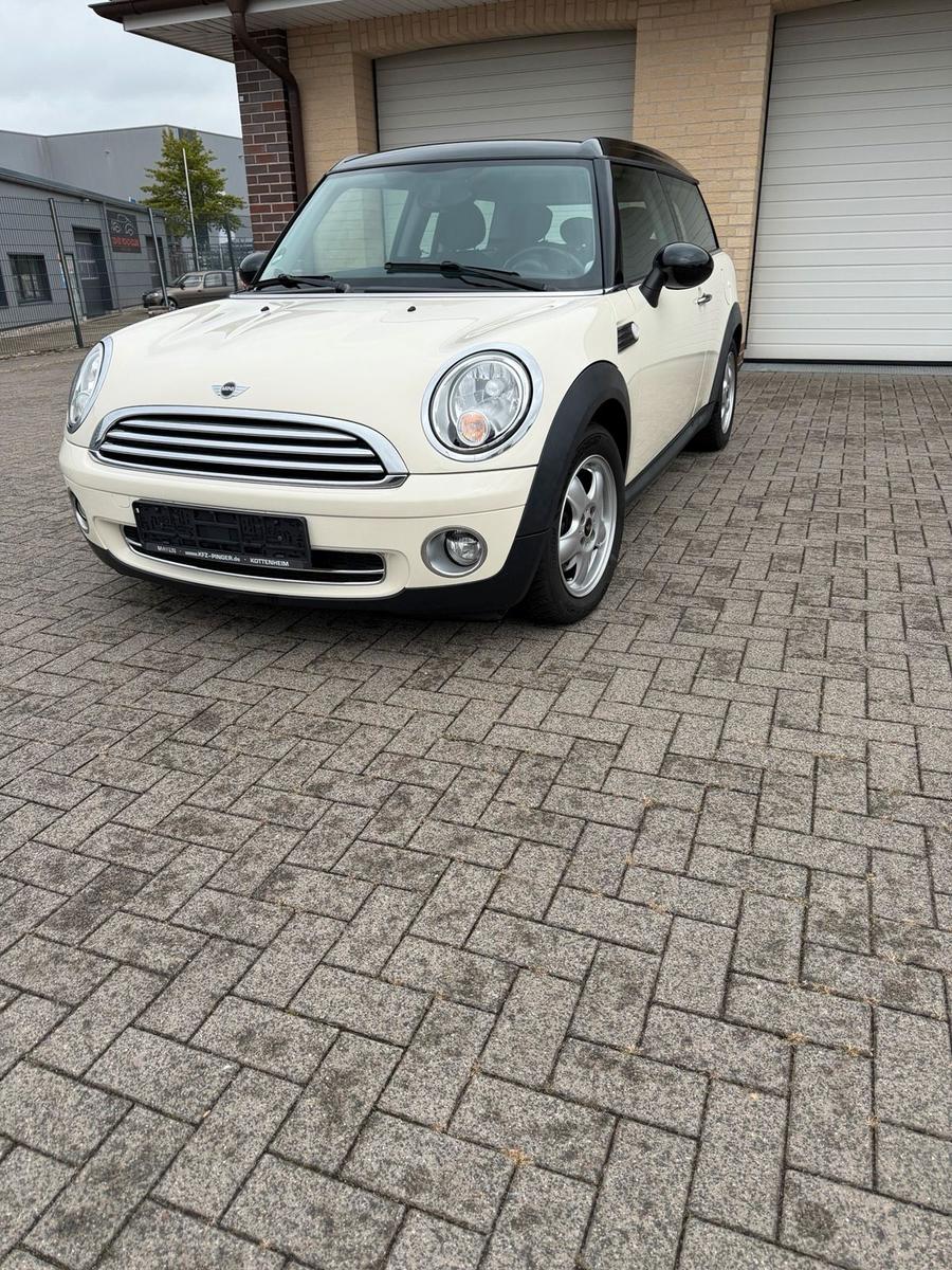 MINI Cooper Clubman