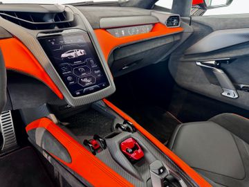 Lamborghini Revuelto 6.5 V12 HPEV