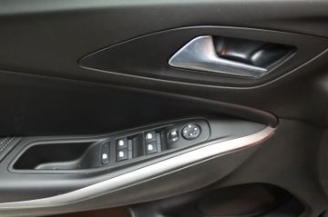 Opel Grandland (X) Ultimate AHK Navi LED 360 Grad