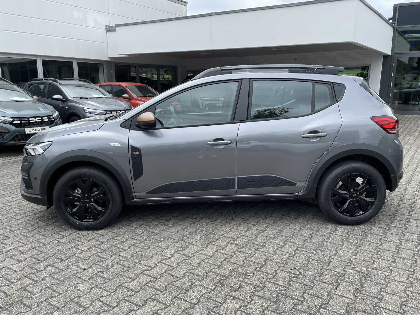 Fahrzeugabbildung Dacia Sandero Stepway Extreme TCe 90 CVT Reduziert !!!