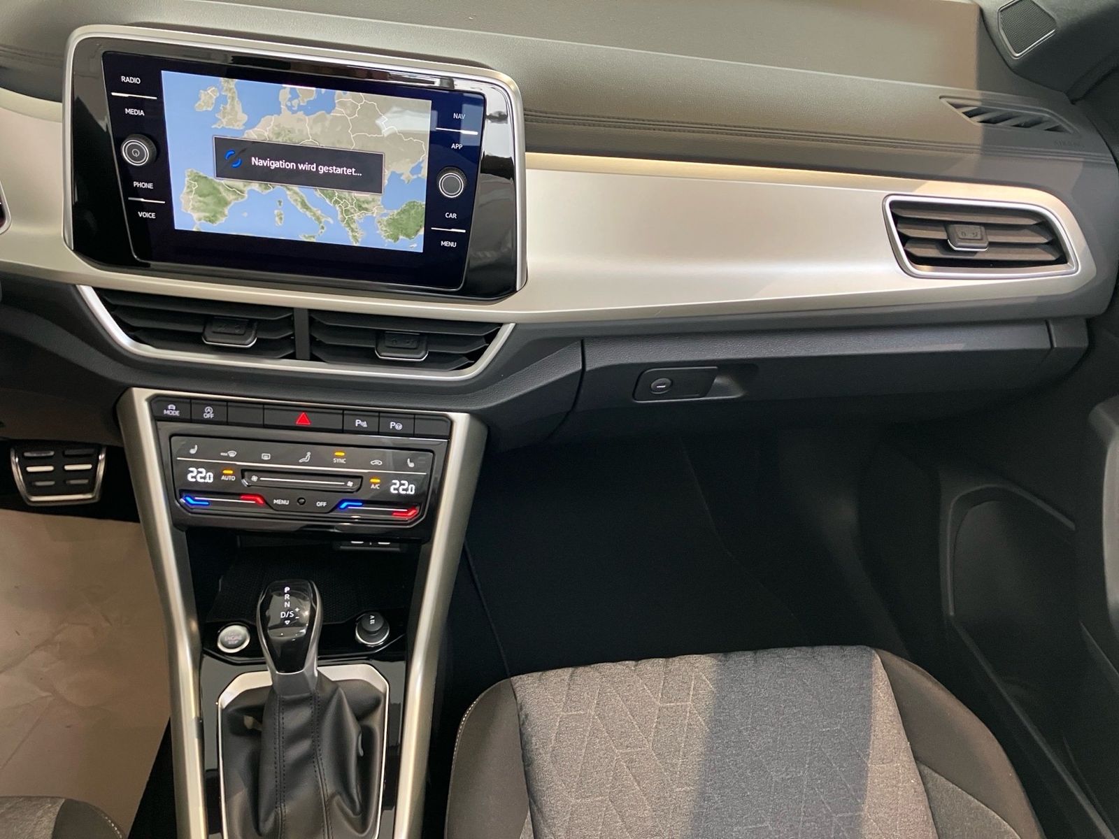 Volkswagen T-Roc - Bild 12