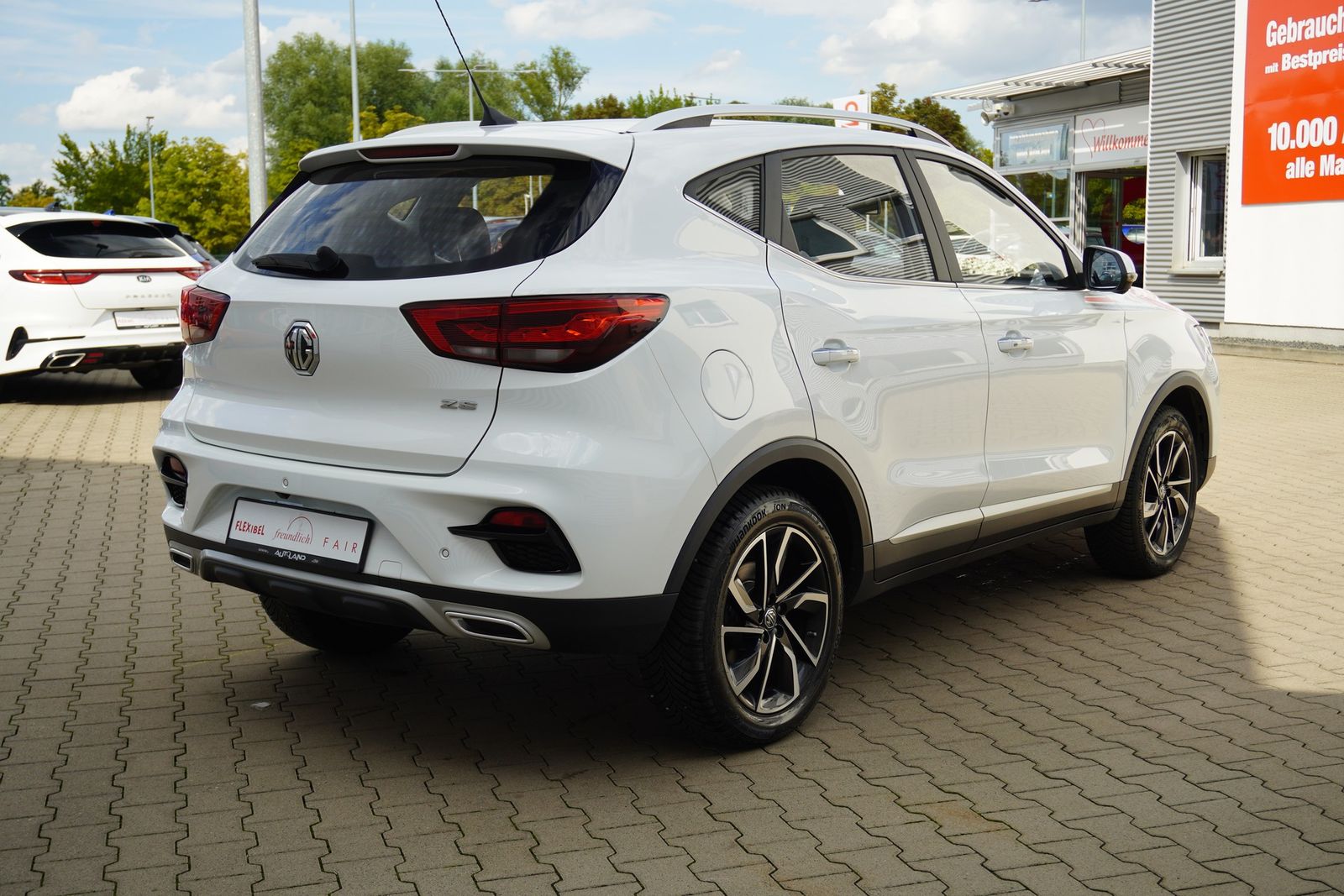 MG ZS
